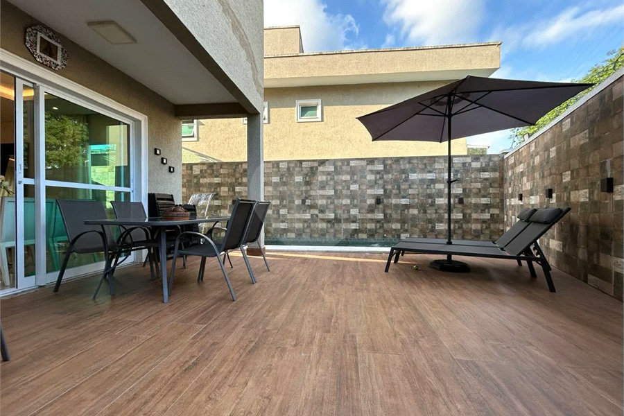 Casa à venda com 4 suítes no condomínio Residencial Jabuticabeiras, São Paulo - SP