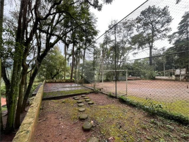 Casa à venda ou para alugar com 5 quartos em Roseira, Mairiporã, SP
