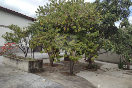 Casa à venda com 3 quartos, sendo 1 suíte, no condomínio Acmti - Colinas do Mosteiro, Terras de Itaici e Recanto dos Pássaros, Indaiatuba - SP