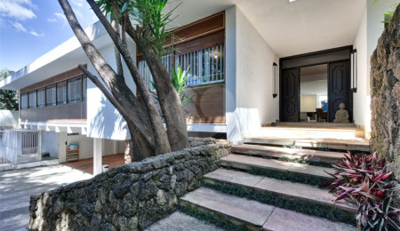 Casa à venda com 4 suítes em Jardim Cordeiro, São Paulo, SP