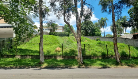 Terreno à venda no condomínio Estância Marambaia, Vinhedo - SP