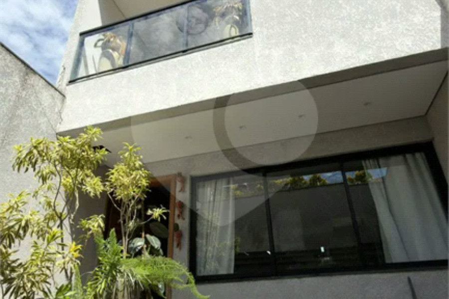Sobrado à venda com 3 quartos, sendo 1 suíte, em Santana, São Paulo, SP