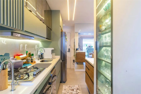 Apartamento à venda com 2 quartos, sendo 1 suíte,  em Jardim das Acácias, São Paulo, SP