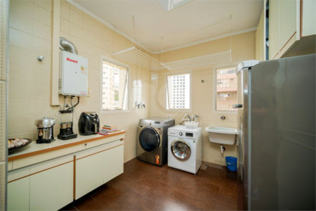 Apartamento à venda com 4 quartos, sendo 2 suítes,  em Vila Suzana, São Paulo, SP