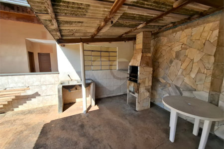 Chácara à venda com 2 quartos em Jardim Victório Antônio de Santi II, Araraquara, SP