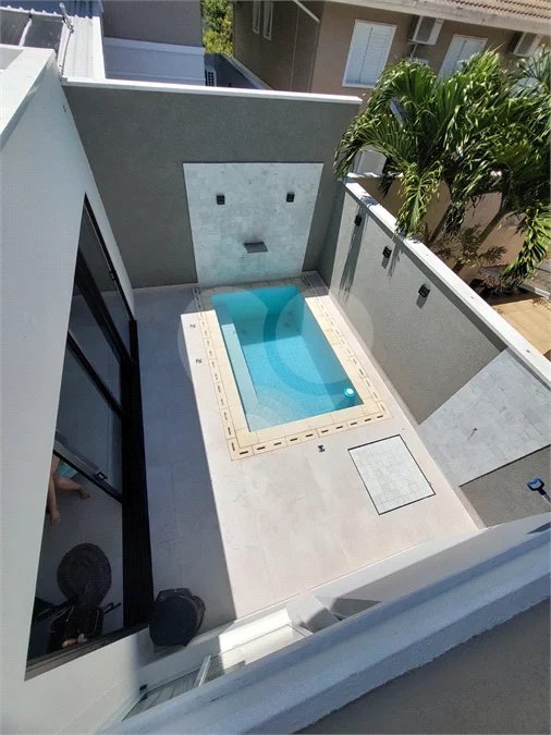 Sobrado de Alto Padrão com Piscina Aquecida, Energia Solar e Lazer Completo no Condominio Natura Village