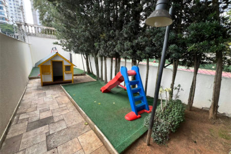 Apartamento à venda com 2 suítes em Campo Belo, São Paulo, SP