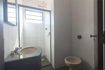 Casa à venda com 3 quartos, sendo 1 suíte,  em Vila Sônia, São Paulo, SP