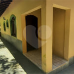 Casa à venda com 4 quartos, sendo 1 suíte, no condomínio Parque Imperial da Cantareira, Mairiporã - SP