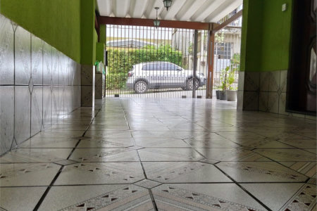 Casa à venda com 3 quartos, sendo 1 suíte,  em Santana, São Paulo, SP