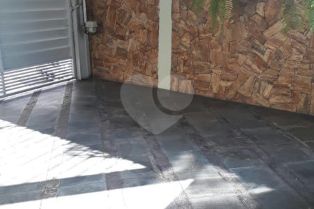 Sobrado à venda com 3 suítes em Santa Teresinha, São Paulo, SP