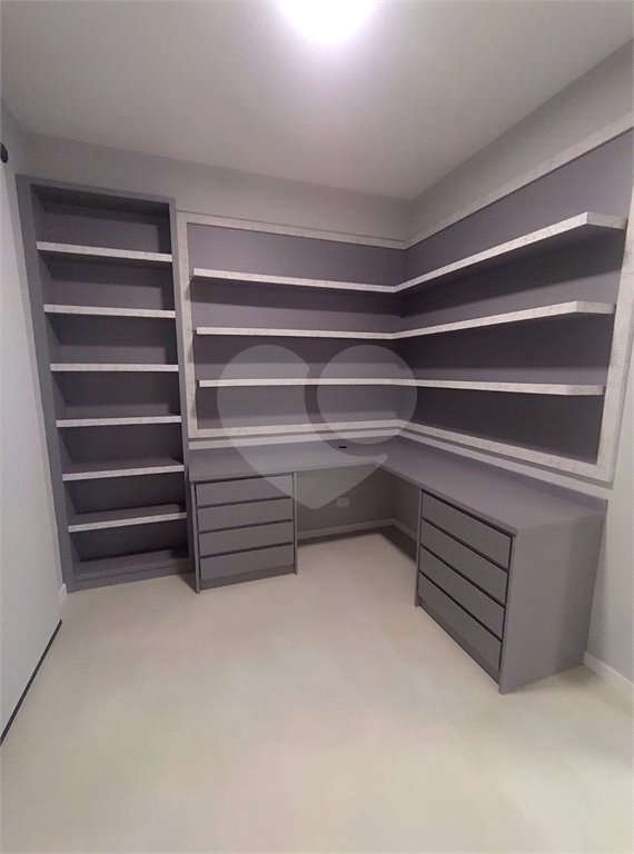 Casa à venda com 3 suítes no condomínio La Reserva Residencial, Atibaia - SP