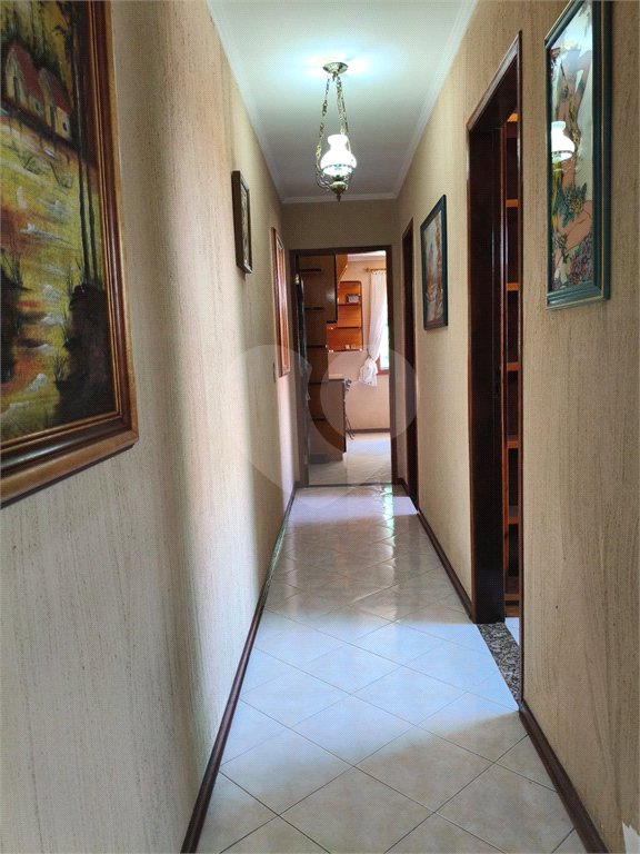Sobrado à venda com 3 quartos, sendo 1 suíte, em Tremembé, São Paulo, SP
