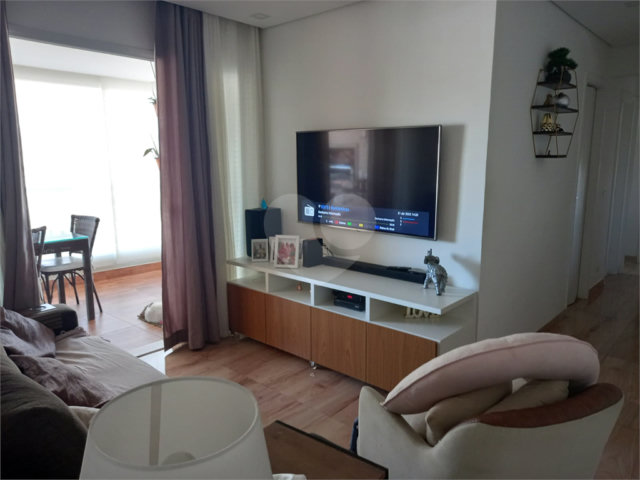 Apartamento à venda com 3 quartos, sendo 1 suíte,  em Vila Maria, São Paulo, SP
