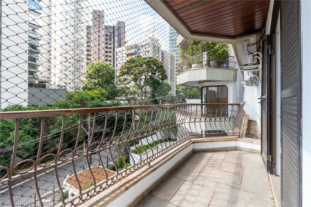 Apartamento à venda com 3 quartos, sendo 1 suíte, em Brooklin, São Paulo, SP
