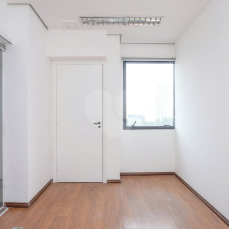 Sala à venda em Vila Olímpia, São Paulo, SP