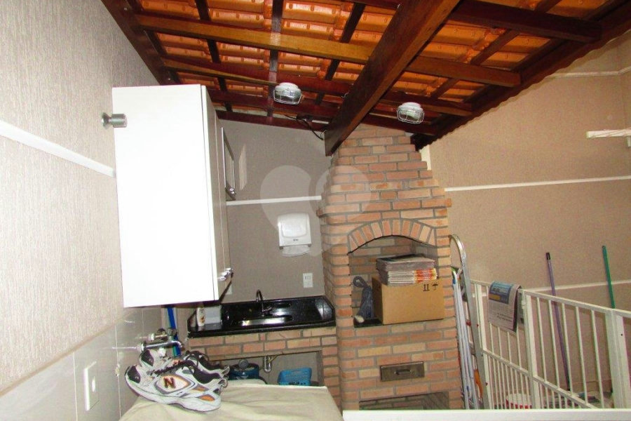 Sobrado à venda com 3 quartos, sendo 1 suíte,  em Vila Constança, São Paulo, SP