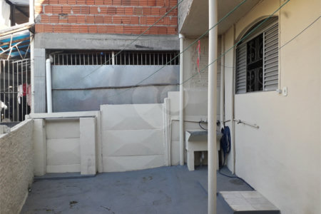Casa Térrea à venda com 3 quartos, sendo 1 suíte, em Vila Gustavo, São Paulo, SP