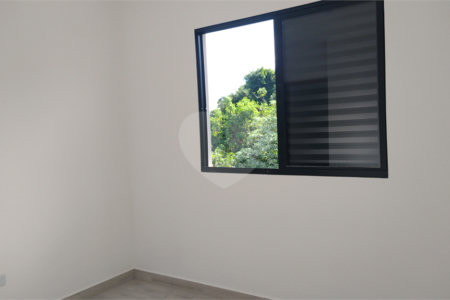 Sobrado à venda com 2 quartos, sendo 1 suíte, em Jardim Maristela II, Atibaia, SP