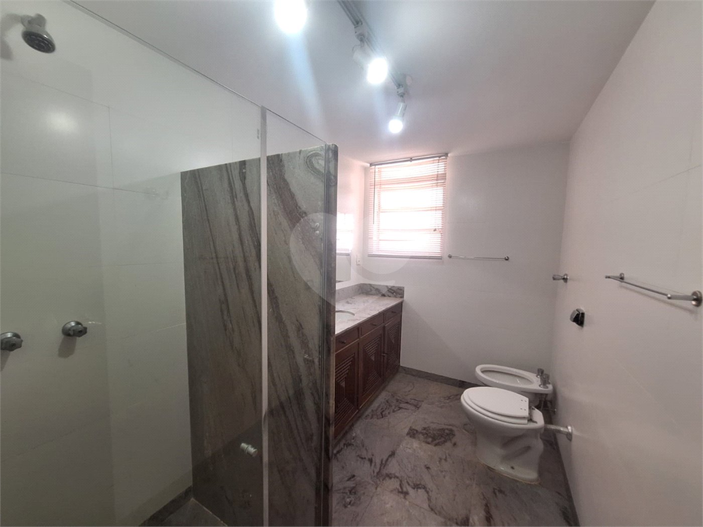 Apartamento à venda com 3 quartos, sendo 1 suíte, em Tijuca, Rio de Janeiro, RJ