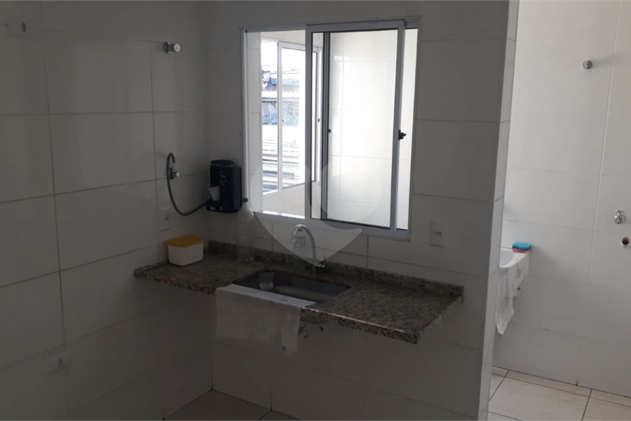 Casa à venda com 1 quarto no condomínio Camila I, São Paulo - SP