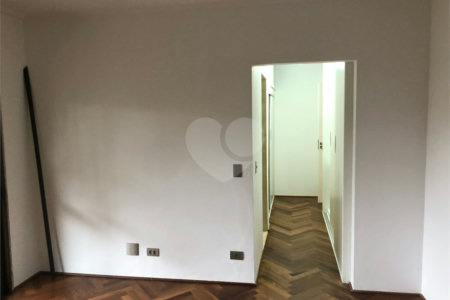 Apartamento à venda com 4 suítes em Vila Suzana, São Paulo, SP