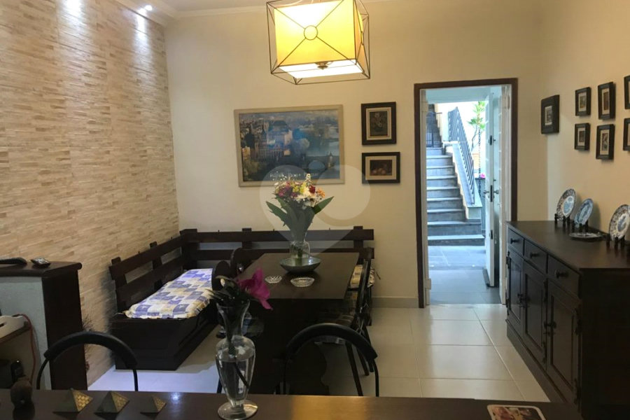 Casa Térrea à venda com 3 quartos, sendo 2 suítes, em Horto Florestal, São Paulo, SP