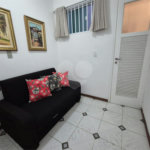 Apartamento à venda com 3 quartos, sendo 1 suíte,  no Centro, Cabo Frio, RJ