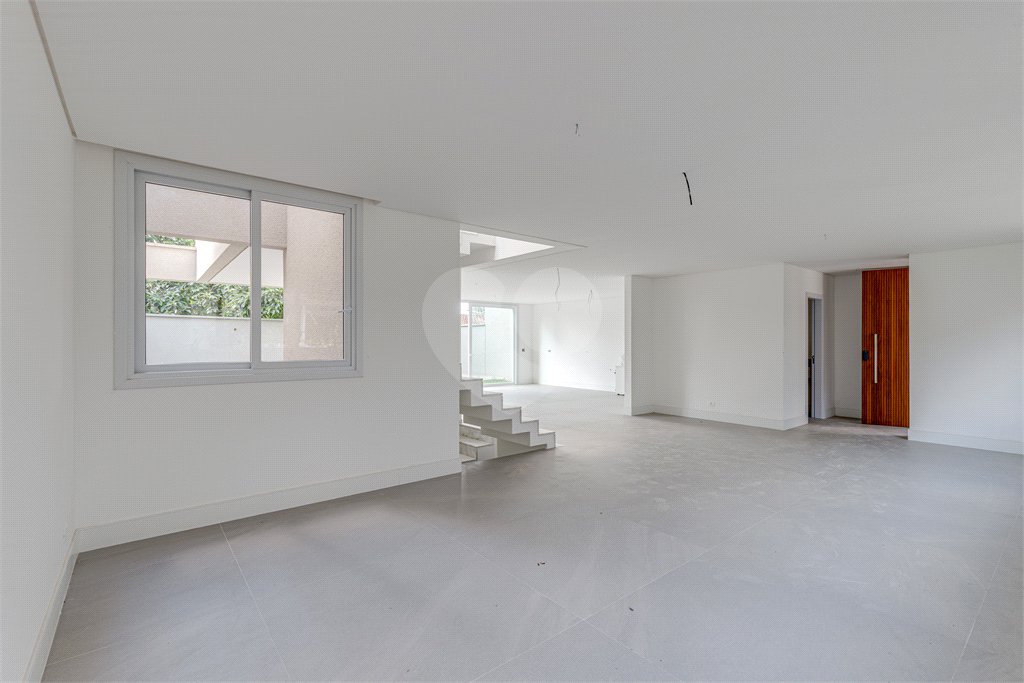 Casa à venda com 4 suítes no condomínio Vila Arese, São Paulo - SP