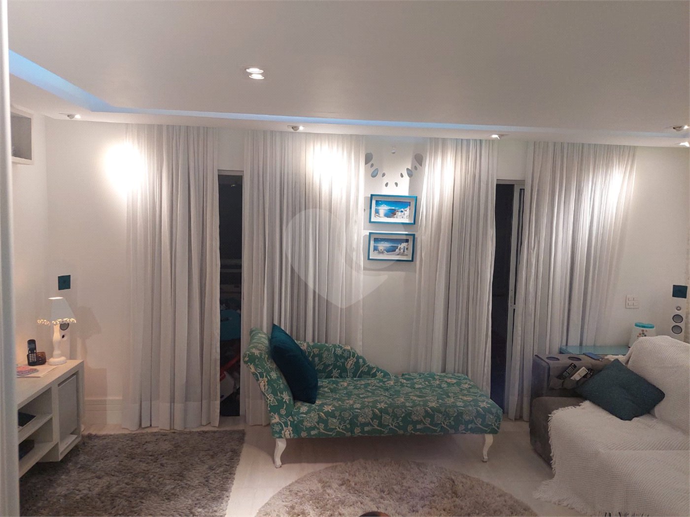 Apartamento à venda com 2 quartos, sendo 1 suíte,  em Vila Suzana, São Paulo, SP