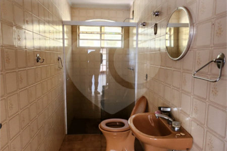 Sobrado à venda ou para alugar com 5 quartos, sendo 1 suíte, em Vila Harmonia, Araraquara, SP