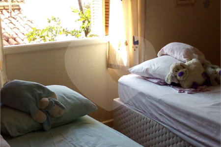Sobrado à venda com 3 quartos em Vila Cordeiro, São Paulo, SP