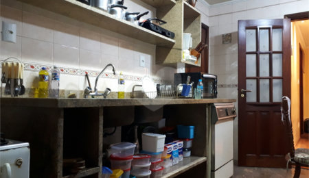 Apartamento à venda com 3 quartos, sendo 1 suíte, em Santa Cecília, São Paulo, SP