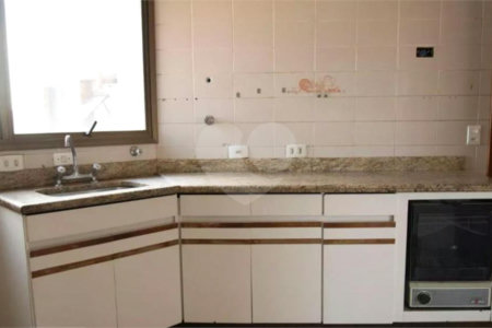 Apartamento à venda com 2 quartos, sendo 1 suíte,  em Jardim Teresa, São Paulo, SP