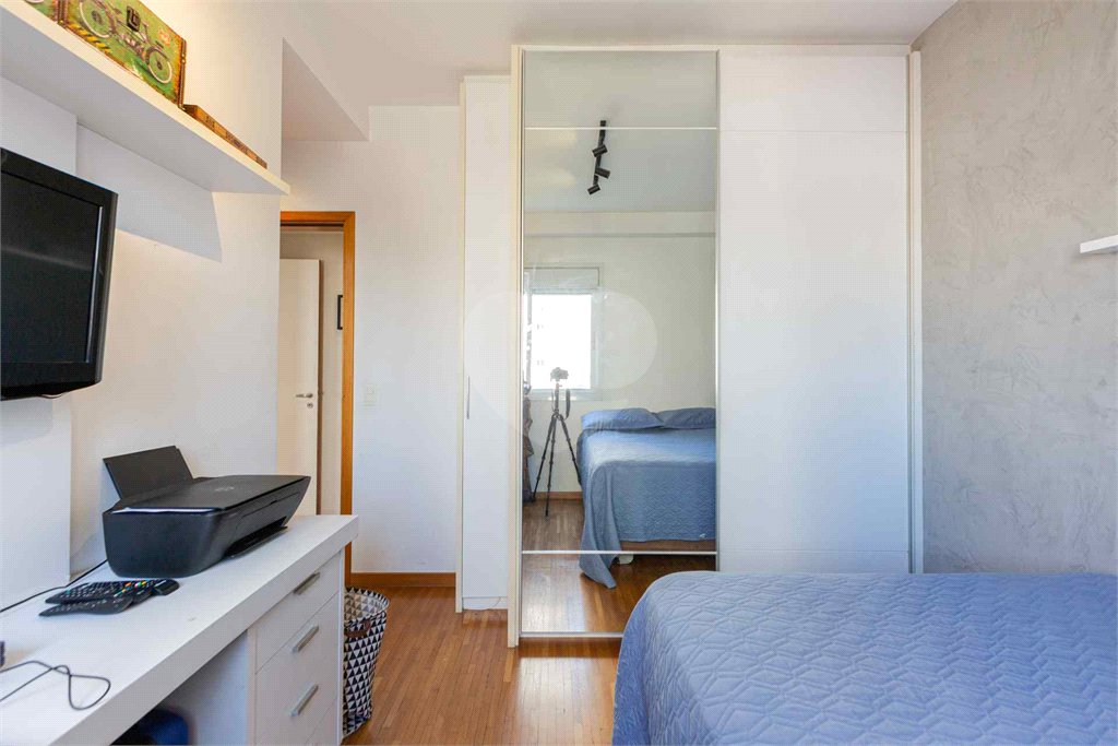 Apartamento à venda com 3 suítes em Vila Anglo Brasileira, São Paulo, SP