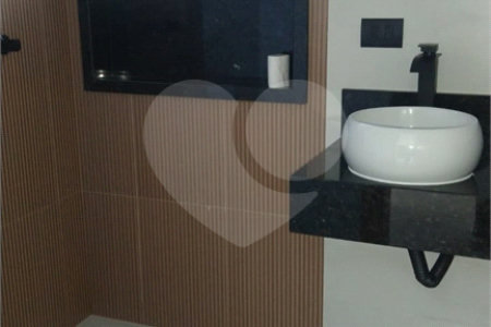 Casa à venda com 3 quartos, sendo 2 suítes,  em Nova Gardênia, Atibaia, SP