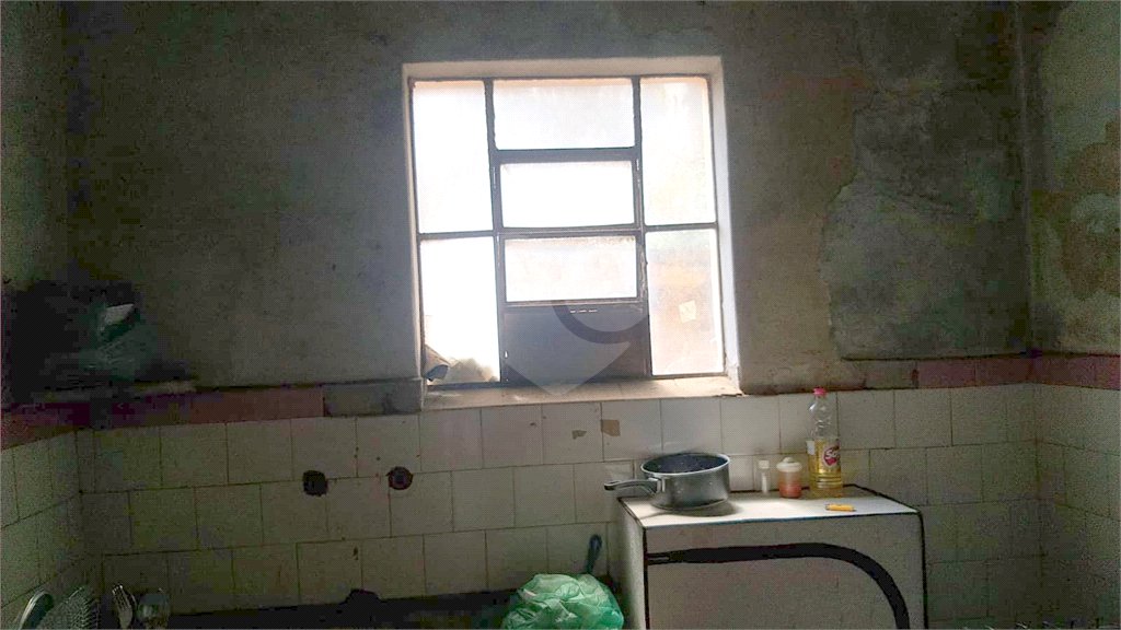 Terreno à venda com 4 quartos, sendo 1 suíte, em Parada Inglesa, São Paulo, SP