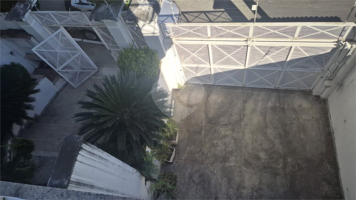 Sobrado à venda com 4 quartos, sendo 2 suítes, em Jardim Virginia Bianca, São Paulo, SP