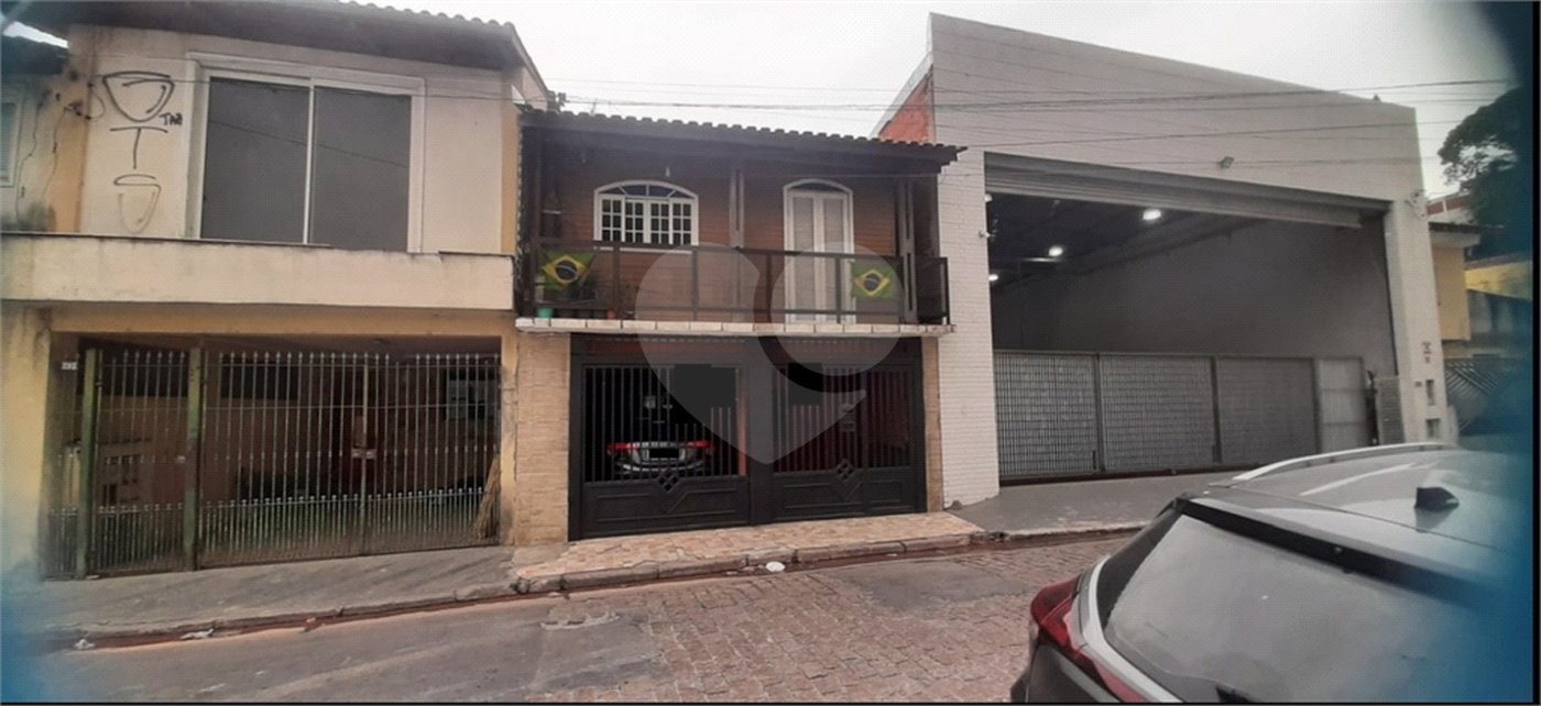 Sobrado à venda com 4 quartos, sendo 2 suítes, em Limão, São Paulo, SP