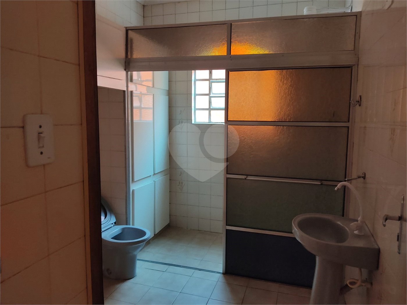 Sobrado à venda com 4 quartos, sendo 1 suíte, em Cidade Jardim Cumbica, Guarulhos, SP