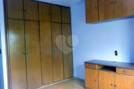 Sobrado à venda com 3 quartos, sendo 1 suíte, em Jardim Colombo, São Paulo, SP