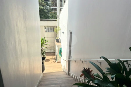 Sobrado à venda com 3 quartos, sendo 1 suíte, em Santana, São Paulo, SP