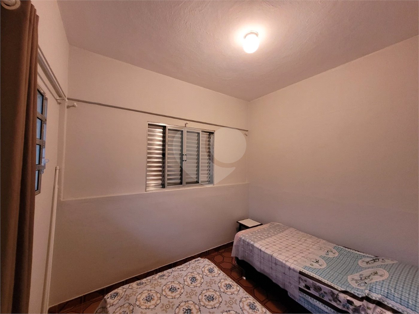 Sobrado à venda com 4 quartos em Vila Jurema, Ferraz de Vasconcelos, SP