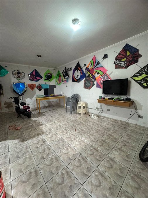 Casa à venda com 5 quartos em Vila Granada, São Paulo, SP