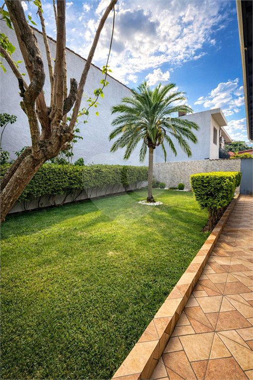 Casa à venda com 4 quartos, sendo 1 suíte, em City Bussocaba, Osasco, SP