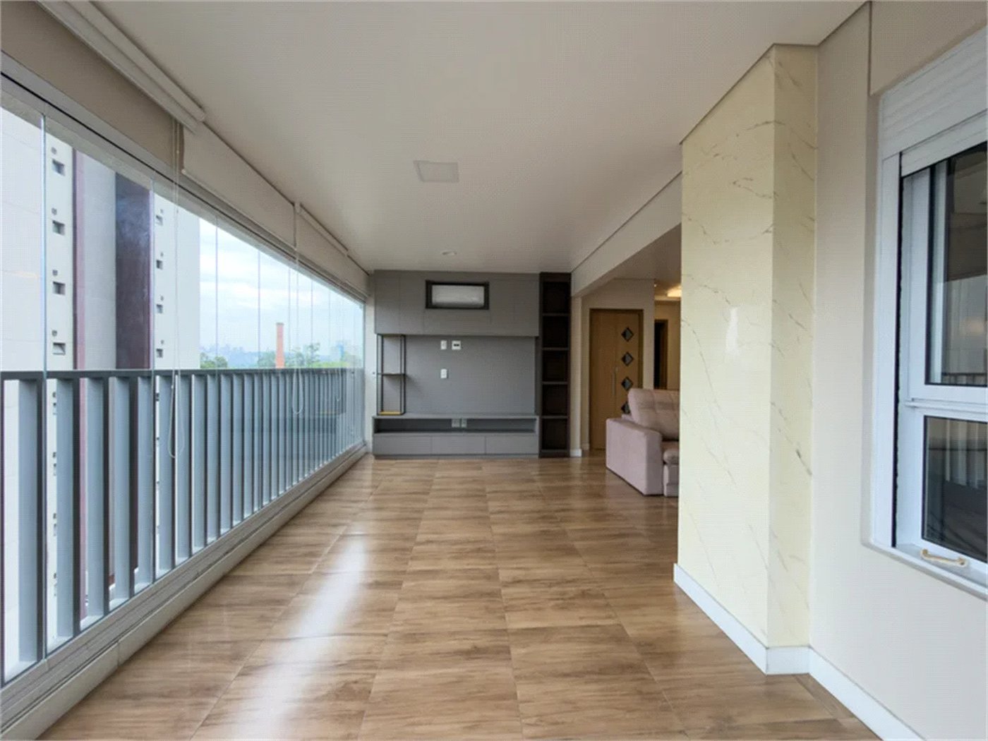 Apartamento à venda com 4 quartos, sendo 2 suítes, em Pinheiros, São Paulo, SP