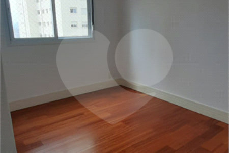 Apartamento à venda com 4 quartos, sendo 3 suítes, em Cambuci, São Paulo, SP