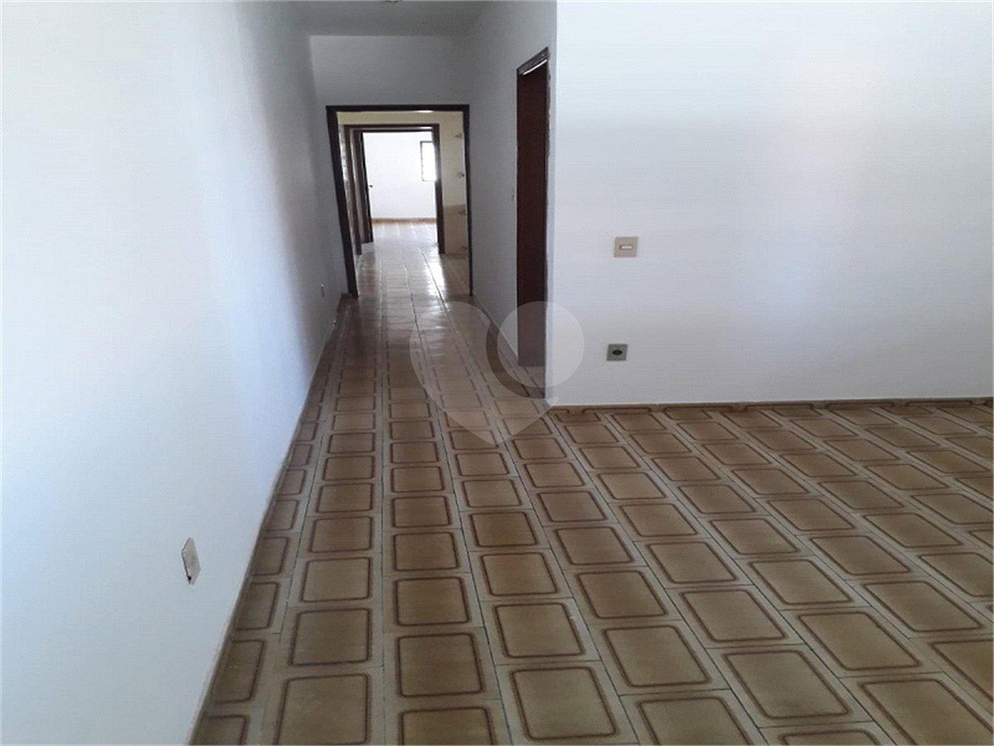 Sobrado à venda com 4 quartos em Jardim Galetto, Itatiba, SP