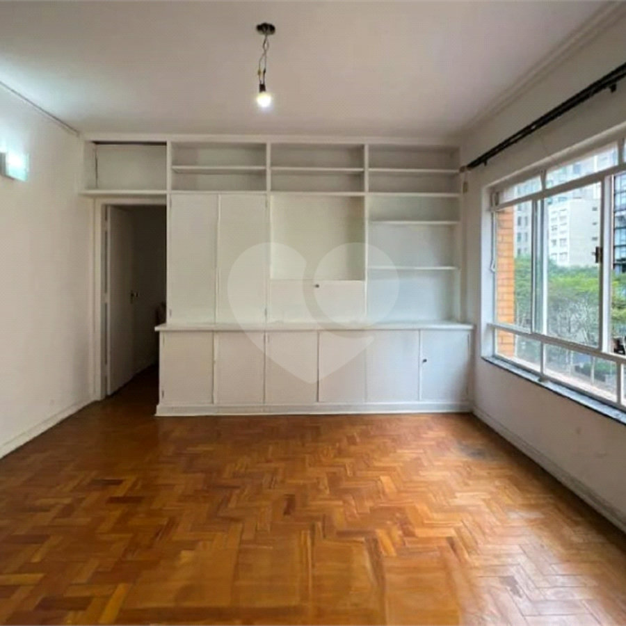 Apartamento à venda com 3 quartos em Jardim Europa, São Paulo, SP