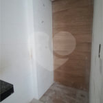 Apartamento à venda com 2 quartos, sendo 1 suíte,  em Vila Constança, São Paulo, SP